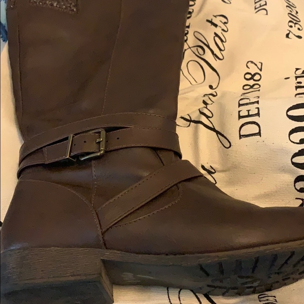 Warm Moro Boots